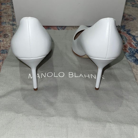 SOLD❗️NEW $725 MANOLO HEELS❗️ - Picture 6 of 7